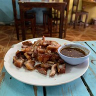 ร้านลาบดีขมคนยอง