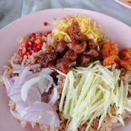 ข้าวขาหมู กระทุ่มราย