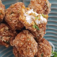 เมนูของร้าน ครัวเคียงคลื่น