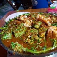 เมนูของร้าน แอ๊ดริมน้ำเจ้าเก่า