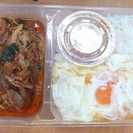 ข้าวกับแกง byตุ๊ก