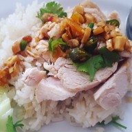 เมนูของร้าน ข้าวมันไก่โกจง สาขา หัวหิน