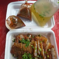 เมนูของร้าน ร้านข้าวหมูทอดพี่หนวด