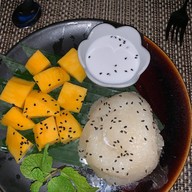 เนสท์เซนส์รีสอร์ท