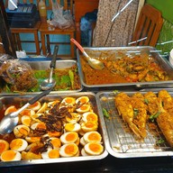 ณัฐการอาหารปักษ์ใต้ สันป่าข่อย