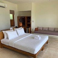 เนสท์เซนส์รีสอร์ท