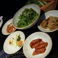 เมนูของร้าน Iron Age Korean Steak House