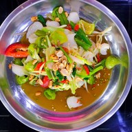 ร้านส้มตำผู้ชายขายหอย นครอินทร์