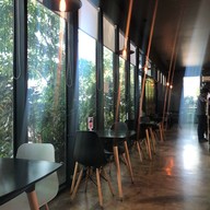 บรรยากาศ H Cafe Happy Place อมตะนคร