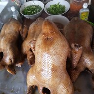เจ๊ปูราชาไก่ตุ๋นมะระ เบตง