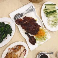 เมนูของร้าน Four Seasons