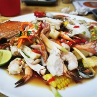 เมนูของร้าน ยำร้อยล้าน(โชคชัย4)