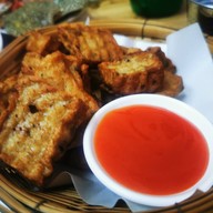 เมนูของร้าน ยำร้อยล้าน(โชคชัย4)