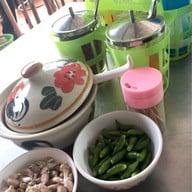 สุดยอดข้าวขาหมู ชัยพฤกษ์