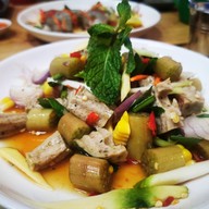เมนูของร้าน ยำร้อยล้าน(โชคชัย4)