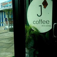 บรรยากาศ J'Coffee วัชรพล