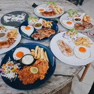 Wolf Steak house Bar&Bistro