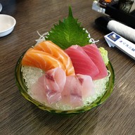 เมนูของร้าน THE BROWN DOOR (MAGURO ZANMAI)