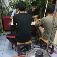 หน้าร้าน 33 Coffee & Steak