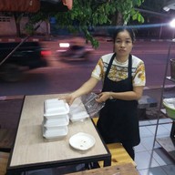 หน้าร้าน 33 Coffee & Steak