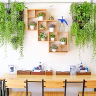 บรรยากาศ หอเจี๊ยะ ถนนวุฒากาศ ปากซอยวุฒากาศ 49