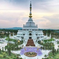 บรรยากาศ พระมหาเจดีย์ศรีแสงธรรมวิสุทธิมงคล
