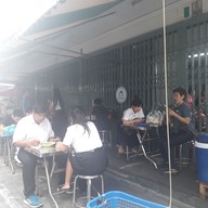 ป้าทินข้าวขาหมูอิสรภาพ11