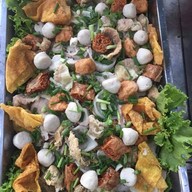 ร้านก๋วยเตี๋ยวลูกชิ้นปลานายเม สาขา2 สาขา2