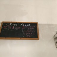 เมนู The Treat House