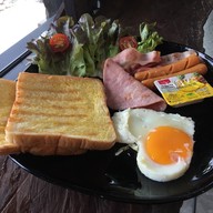 เมนูของร้าน Aunda Breakfast