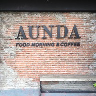หน้าร้าน Aunda Breakfast