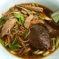 เมนูของร้าน วิเชียรก๋วยเตี๋ยวเป็ด  บางขุนเทียน