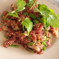 เมนูของร้าน ลาบก้อยซอยอนามัย