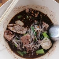 ต้อม เตี๋ยวเรือยกซด สาขาหางดง