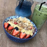 เมนูของร้าน Brekkie Organic Cafe & Juice Bar