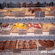 Little World Cafe & Cake