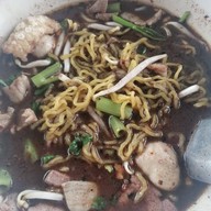 ต้อม เตี๋ยวเรือยกซด สาขาหางดง