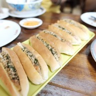 ปากหม้อญวน Pu-pan