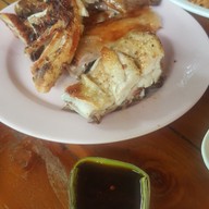 เมนูของร้าน นิว ไก่ย่างบัวตอง 2 สามแยกวิเชียรบุรี