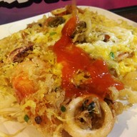 ผัดไทยครูวิ  ห้างเมญ่า ชั้น4