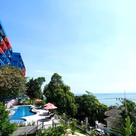 Play Phala Beach Resort