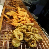 Tawan Restaurant Outlet in Duangtawan Hotel Chiang Mai