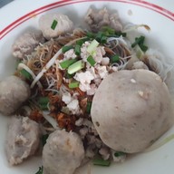 ต้มเลือดหมู ต้มเล้ง รามคำแหง 184