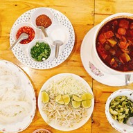 เมนูของร้าน ครัวคุณต้อแหนมเนือง