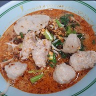 ต้มเลือดหมู ต้มเล้ง รามคำแหง 184