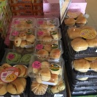 บ้านขนมคุณภัทรา The Sweet Factory บ้านไผ่