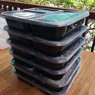 เมนูของร้าน ฉวงเจี้ยน พายหมูย่าง และขนมจีบ ซอยเสือใหญ่อุทิศ