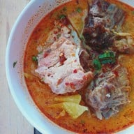 ดูดดูกหมู ก๋วยเตี๋ยวกระดูกหมู เมืองเอก