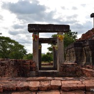 ปราสาทโนนกู่