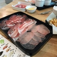 ชาบูนางใน แปดริ้ว